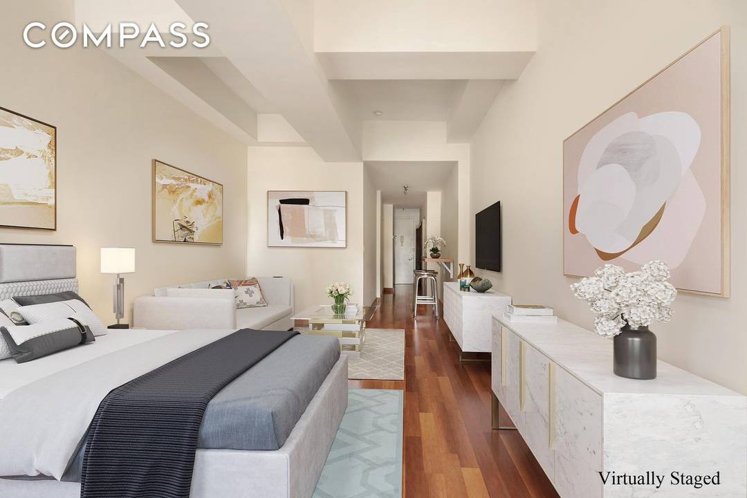 This bright and sunny, expansive newly renovated home with top of the line appliances, hard wood floors and has everything that you need to make it your new home in ...