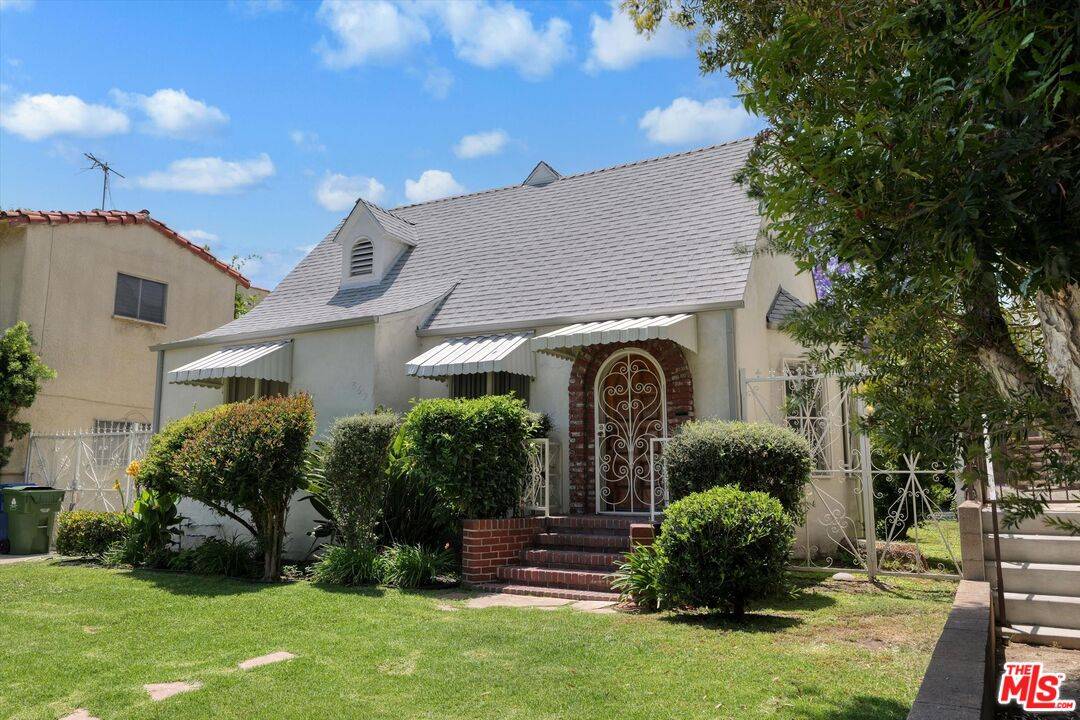 859 S Le Doux Rd 3BR Beverlywood La