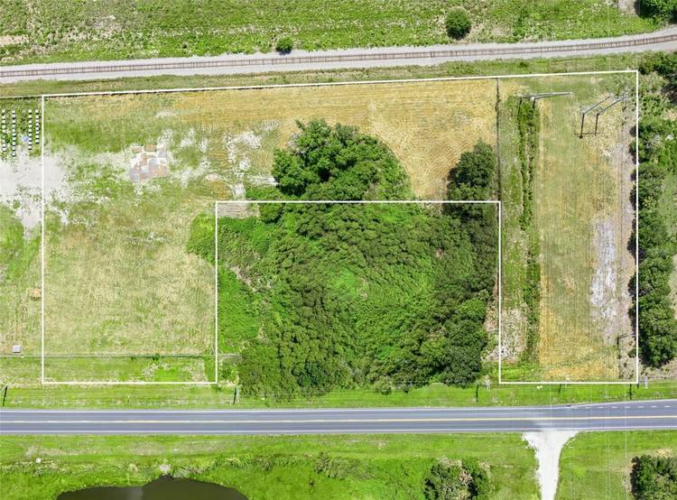Prime industrial land available for lease in Mulberry, FL.