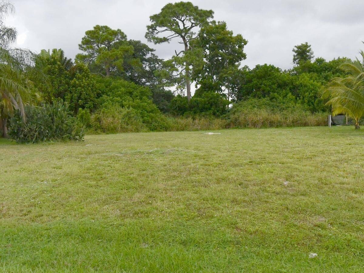 Discover the perfect opportunity to build your dream home in the highly sought after Hidden River Estates, a secluded and serene community nestled along the North Fork of the St.