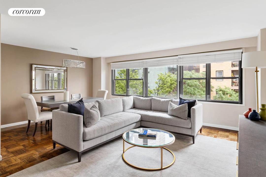 Welcome to Residence 4C at 200 East 74th Street, a bright and elegant junior 4 or convertible 2 bedroom residence offering the perfect balance of space, functionality, and value in ...