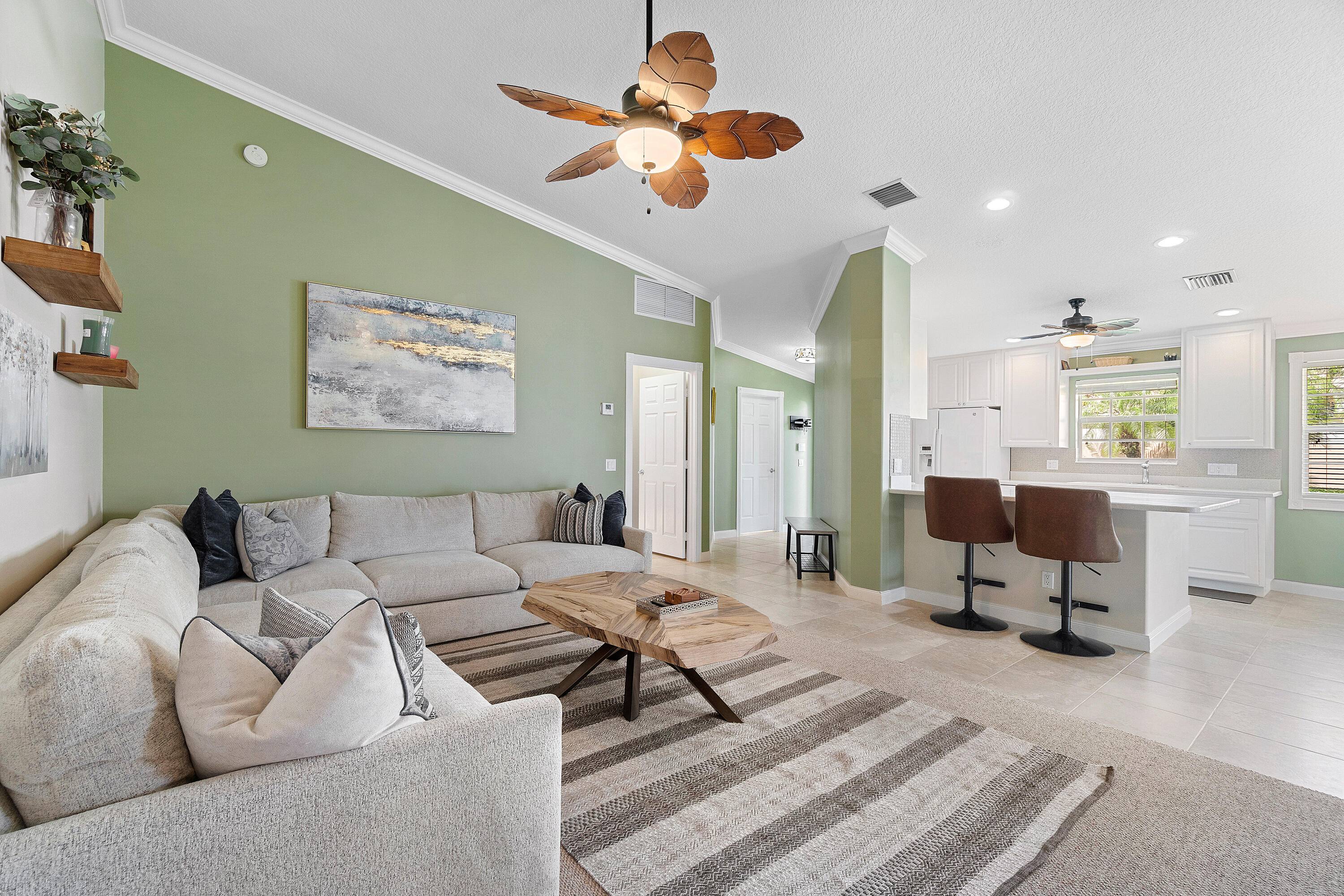 This charming 2BD 2BA furnished villa is your ideal seasonal getaway.
