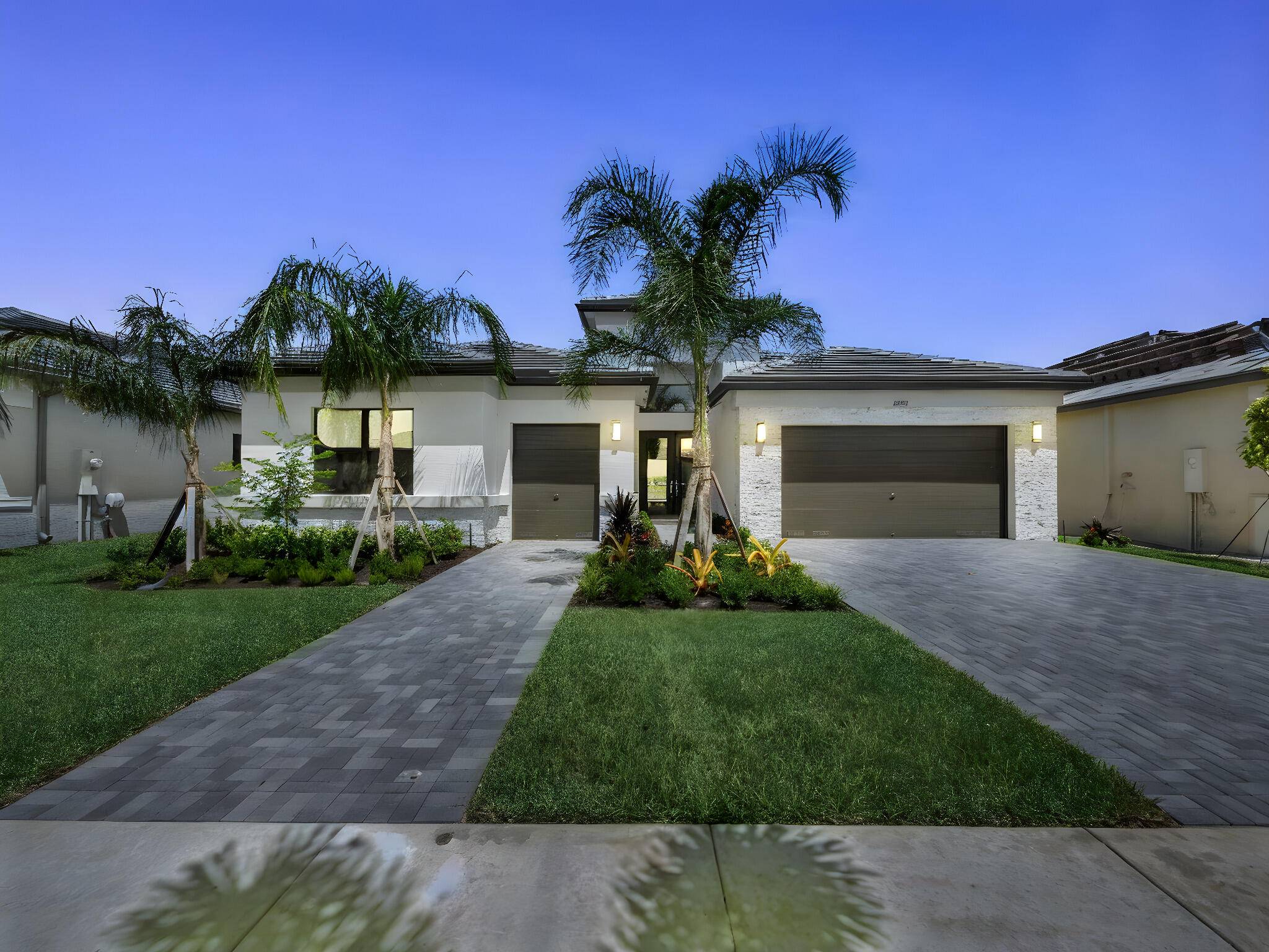 Builder closeout special, call the builder for full details.