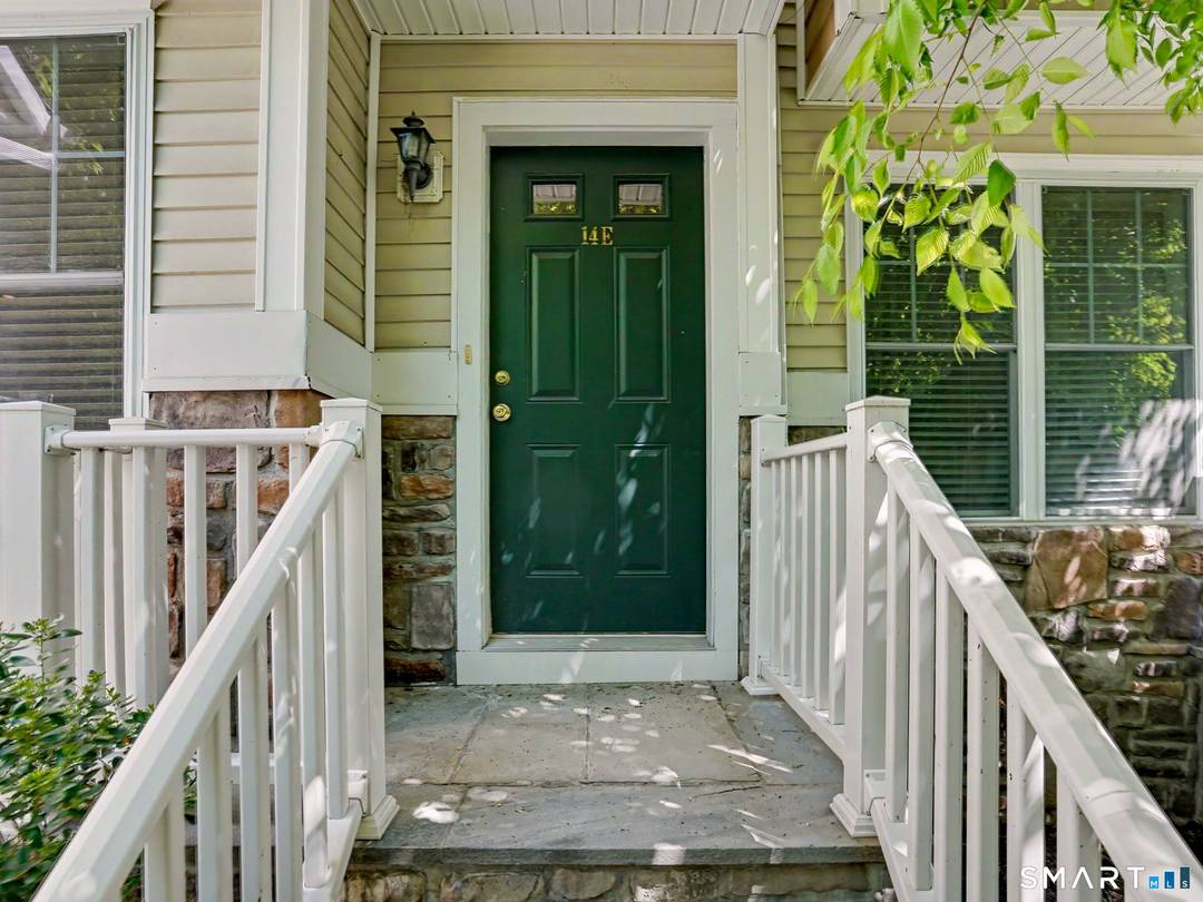 Sought after Rivers Edge offers this fabulous 4 level townhome with spacious, light filled living throughout !