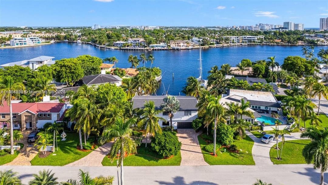 This Rare Waterfront Gem includes 6 LARGE BEDROOMS and 4 Full Baths totaling over 4, 400 sq ft.