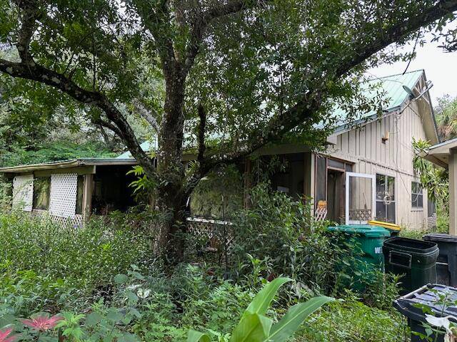 Looking for space, privacy, and a property you can make your own ?