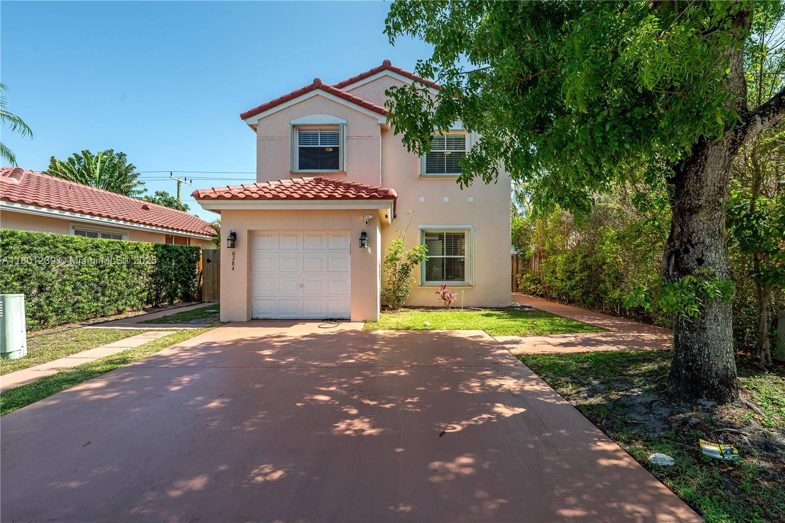ADORABLE AND AFFORDABLE perfectly describe this updated 3 bedroom pool home with a one car garage.