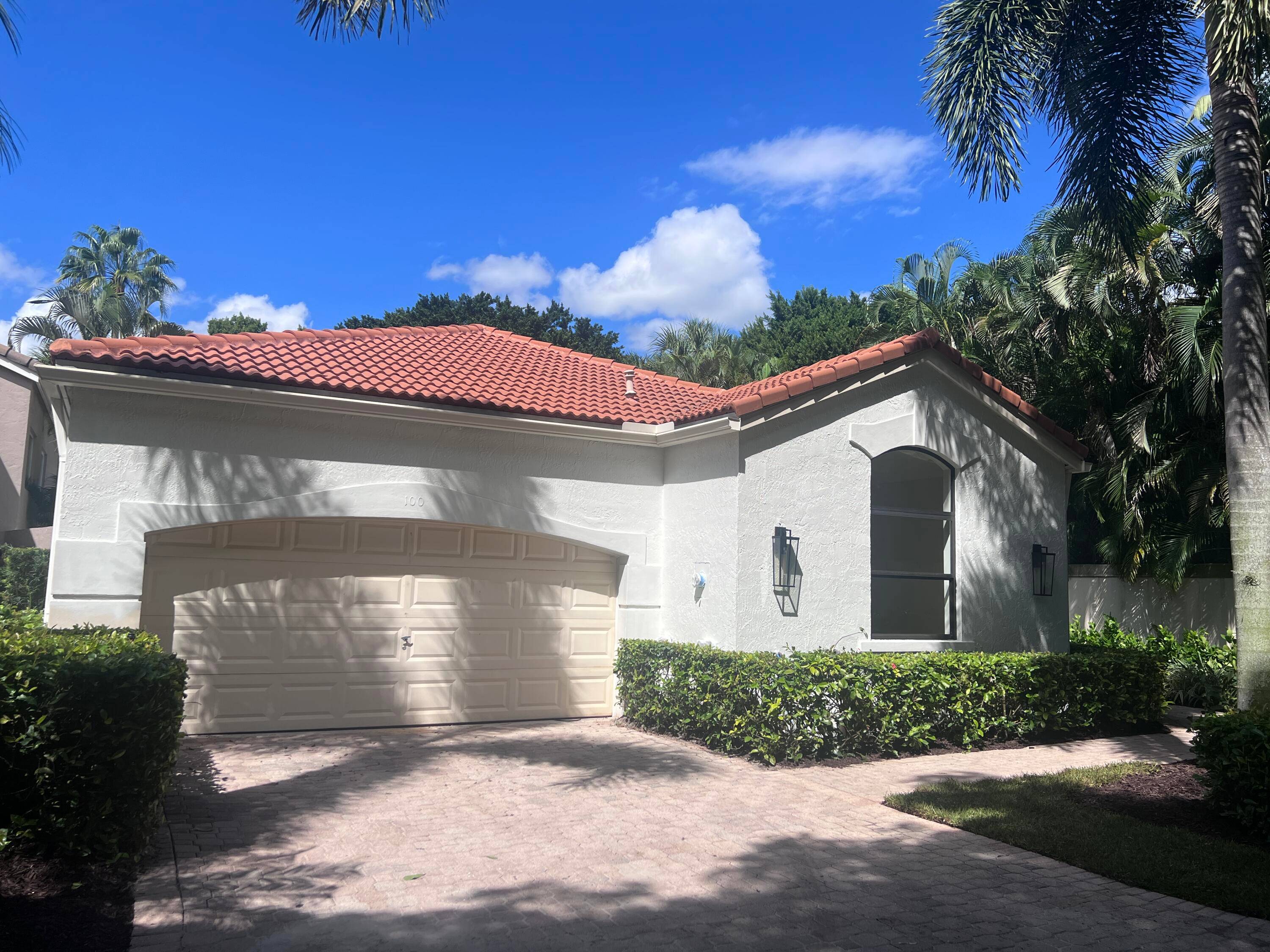 COMPLETELY RENOVATED AND MOVE IN READY !