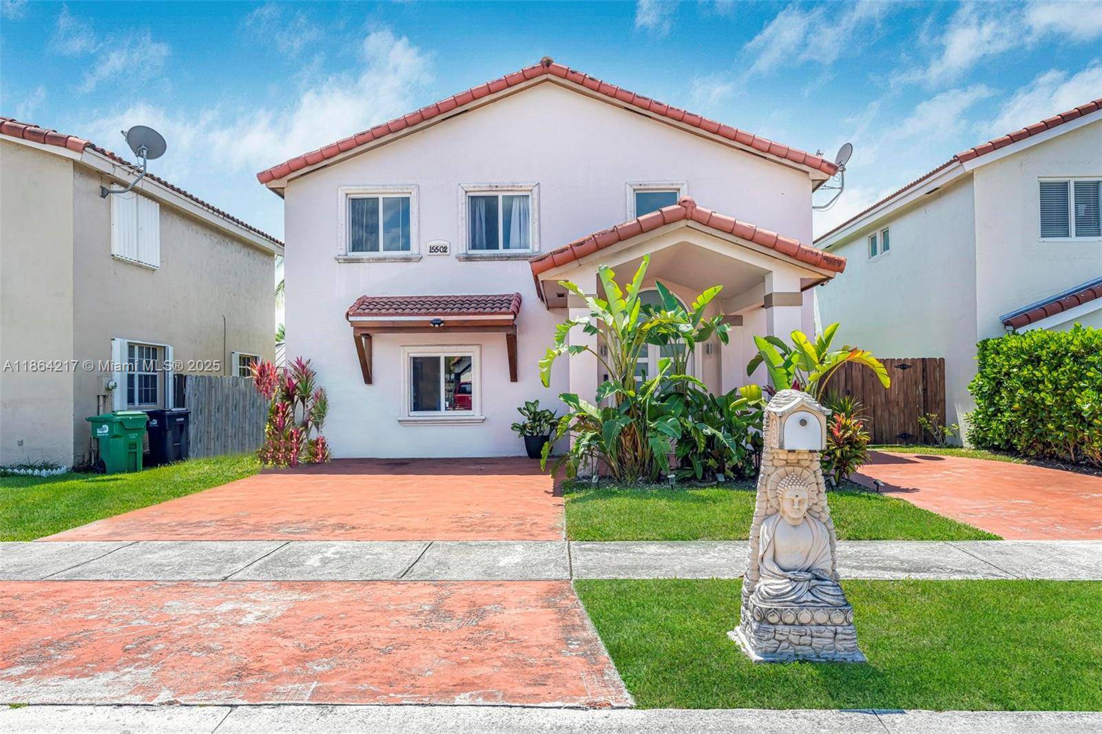No HOA ! This stunning residence boasts soaring ceilings and a bright, open layout designed for both everyday living and entertaining.