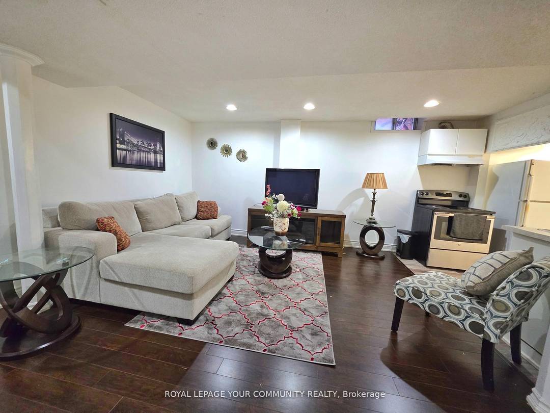 Shared Room in a Spacious 3 bedroom, fully furnished basement apartment.