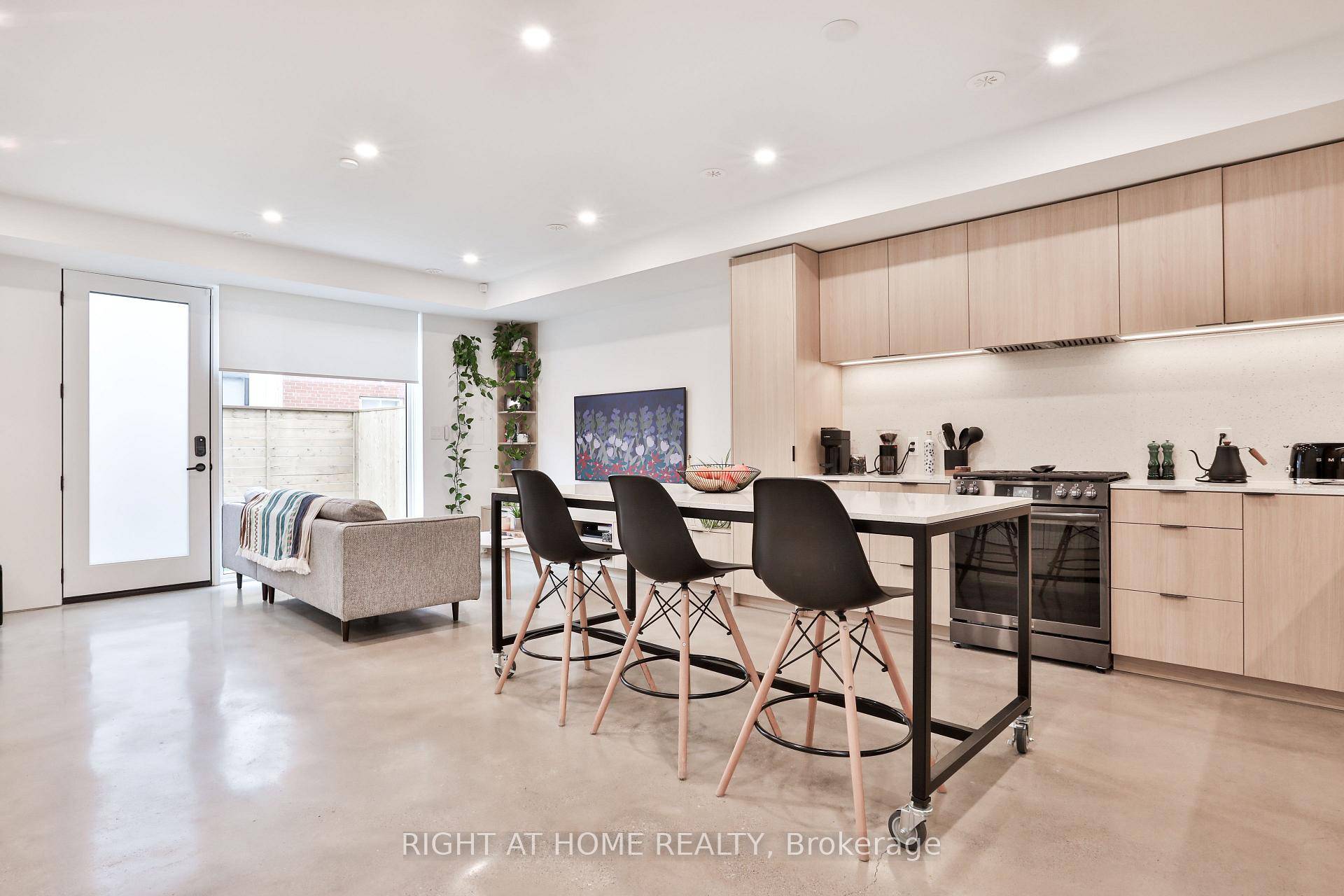 This Exceptionally Bright And Spacious 1400 SF Two Bedroom Two Full Bath Laneway House In The Heart Of Dovercourt Village Offers A Private And Unique Alternative To A Conventional Rental.