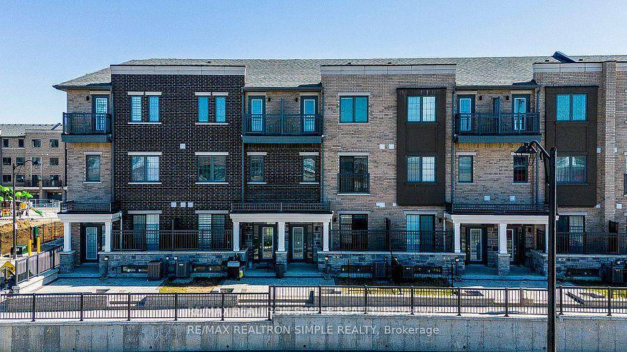 Brand New 4 Bedrooms Townhouse Located in the heart of Stouffville w Spacious 2, 200 Sqft.
