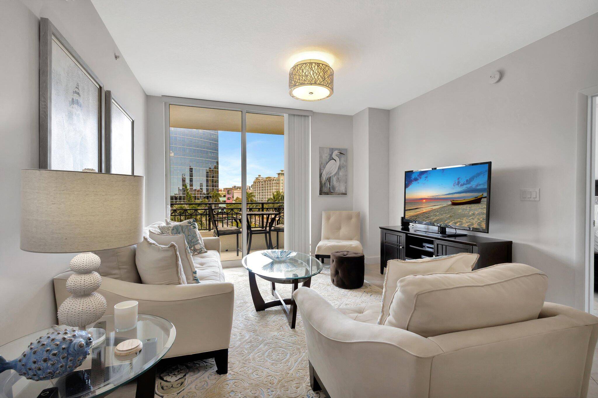 Welcome to upscale urban living in the heart of West Palm Beach !