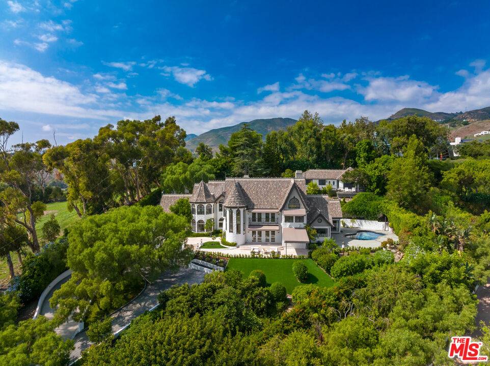 27931   Winding Way 6.0 Malibu LA