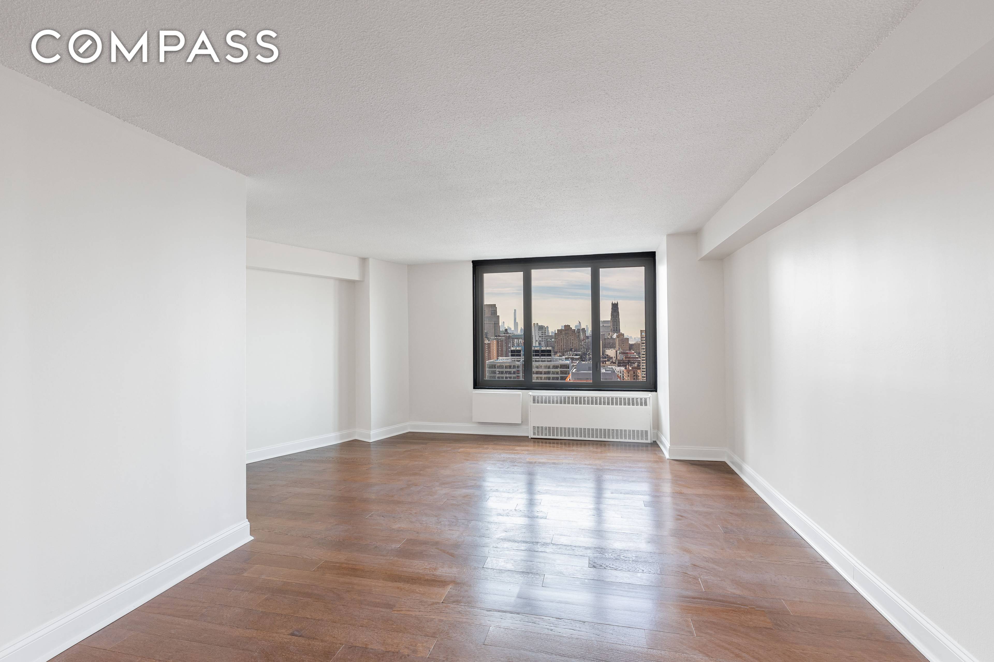 STUNNING HUDSON RIVER VIEW THREE BEDROOM Apartment Details Large Living Space Beautiful Hudson River View Six Large Closets Spacious Kitchen King Sized Bedrooms Ample Natural Light Dishwasher Plenty of Kitchen ...