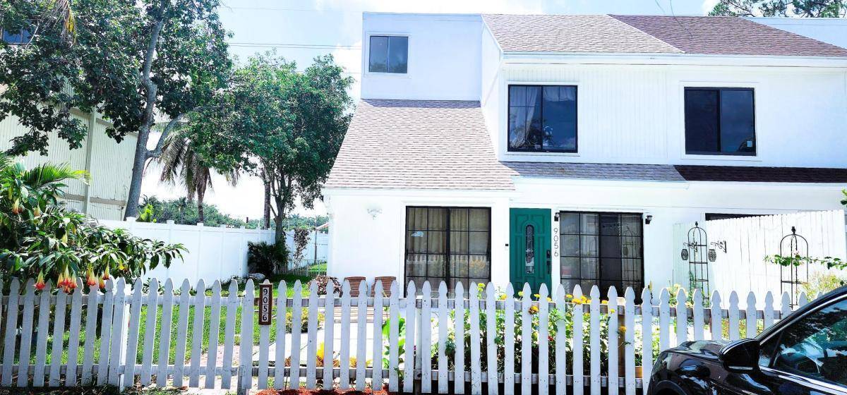 NO HOA ! Vaulted ceiling in the living area and a newly renovated, dream home.