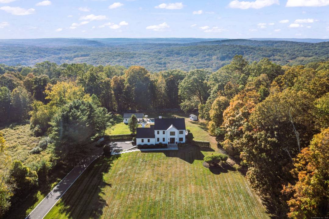 Two properties, one extraordinary opportunity 40 42 Great Ring Road.