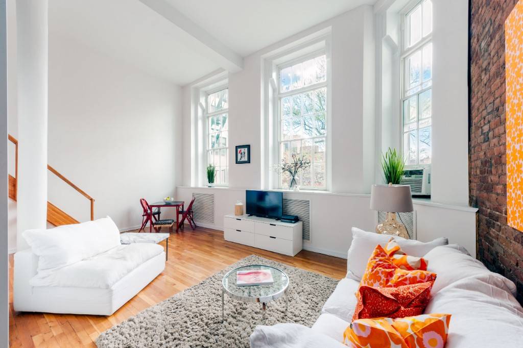 Curbeds Soho Rental of the Week.