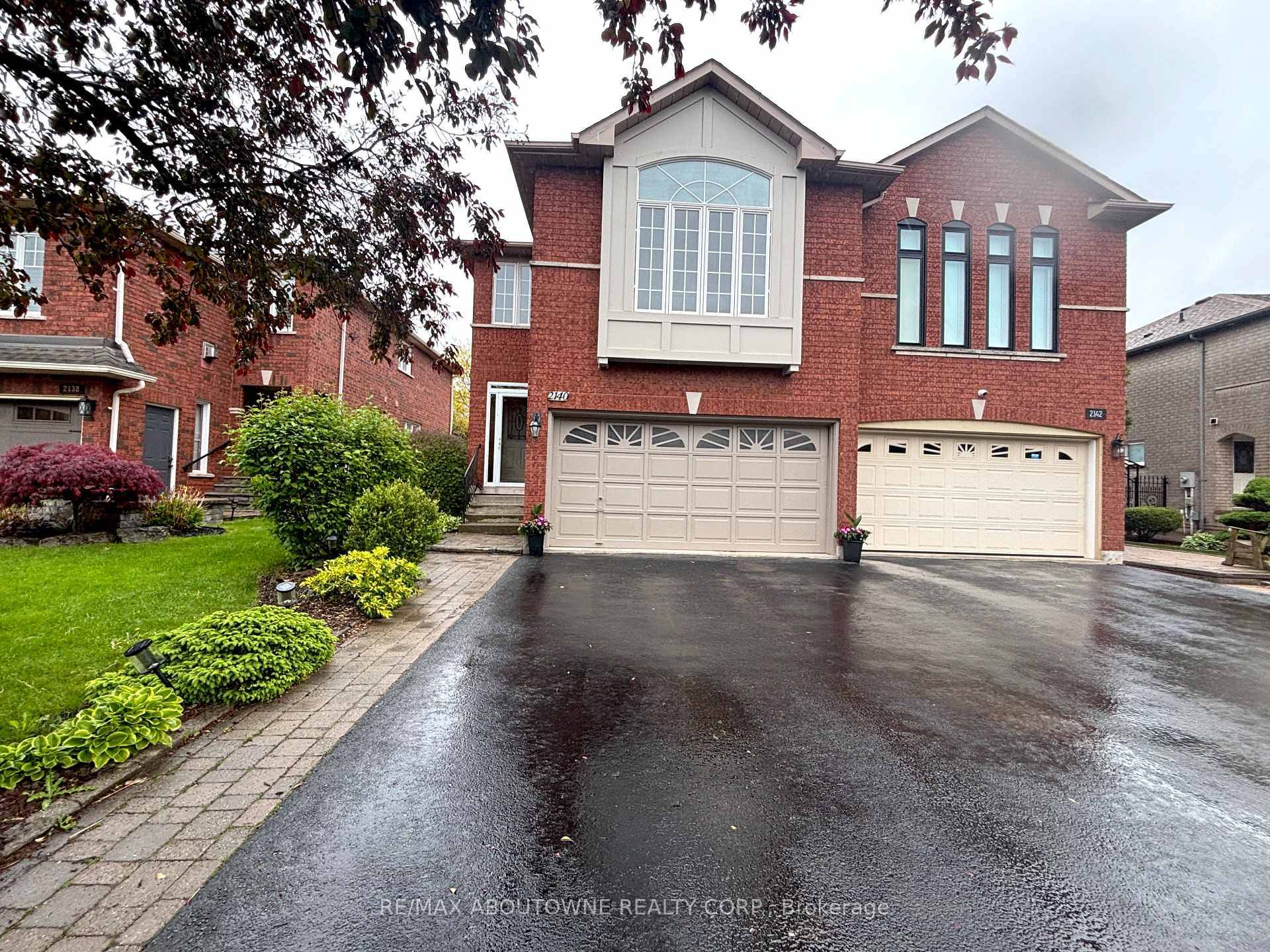 RARE offering ! ! ! Double car garage with inside entry to garage, Starlane Semi Detached home in a family oriented Westmount neighbourhood.