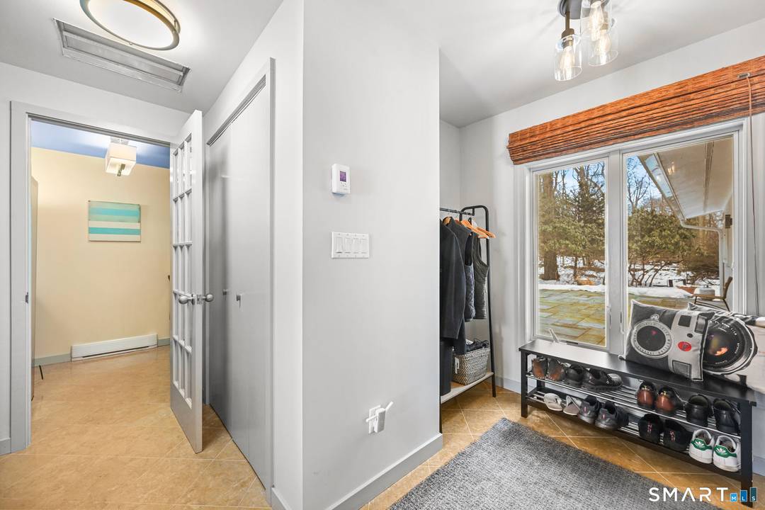 Welcome to this lower North stamford upgraded 3 bedroom ranch with additional room ideal for a home office or 4th bedroom.