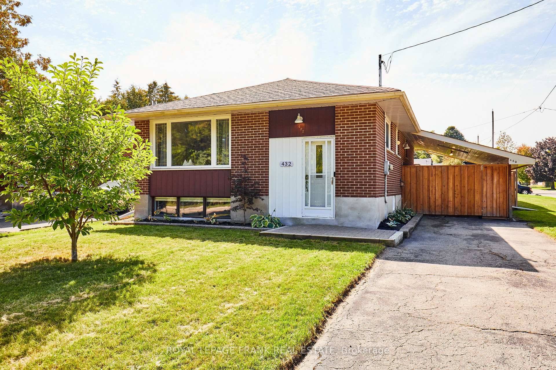 Welcome to 432 Park Road North, conveniently located in Central Oshawa.