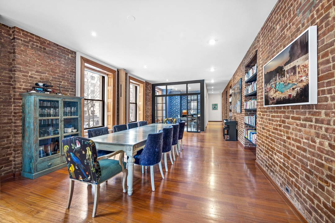 Modern Convenience Meets Prewar Grandeur Experience the perfect marriage of historic scale and contemporary luxury in this expansive and renovated residence at The Powellton.