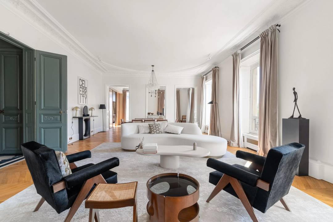 Appartement d’exception a l’arc de Triomphe