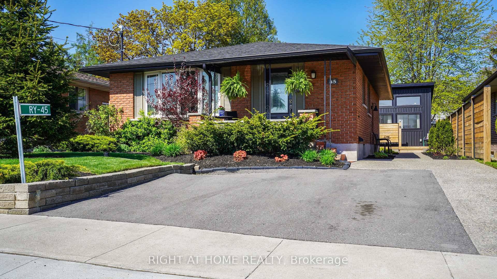 Stunning Legal Duplex with Bonus Dwelling Unit at 45 Bond St, Kitchener !