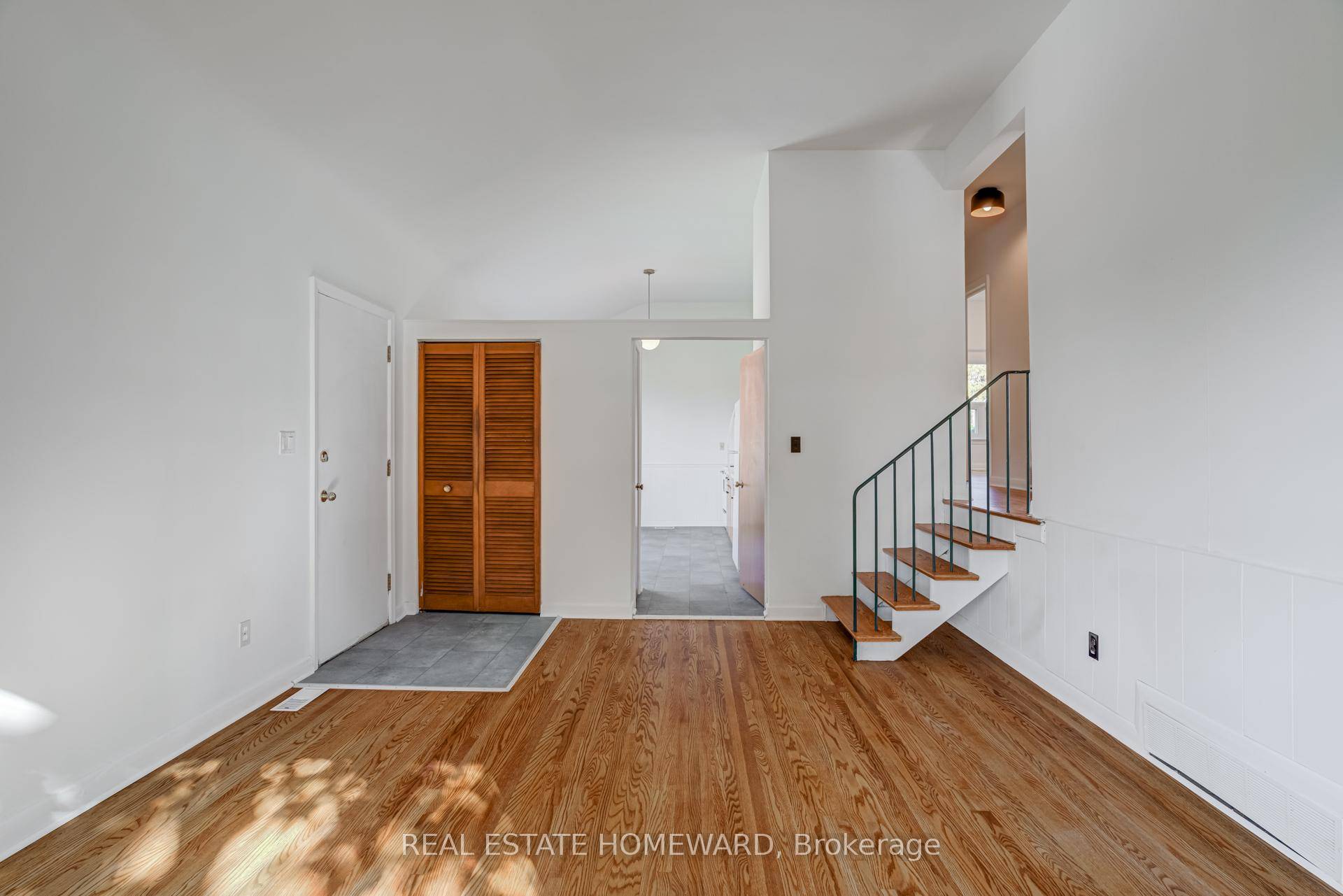 Looking for a home you can move right into, add your personal touch to, or transform entirely ?