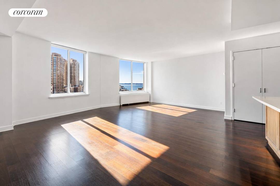 333 RECTOR PLACE APARTMENT PH2S BATTERY PARK CITY PENTHOUSE SOUTH FACING HUDSON VIEWS IN UNIT W D Welcome to Penthouse 2S at 333 Rector Place a rare and exquisitely designed ...