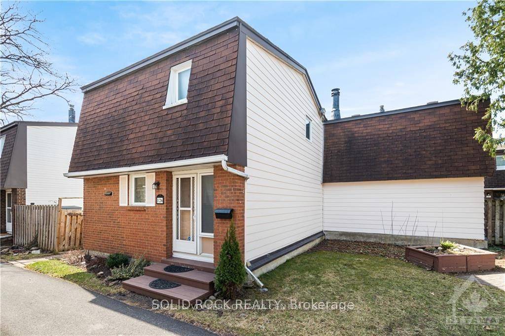 Great location across South Keys Mall, steps away from Greenboro Bus Station, walking distance to grocery stores, cineplex, restaurants, banks and lot more.