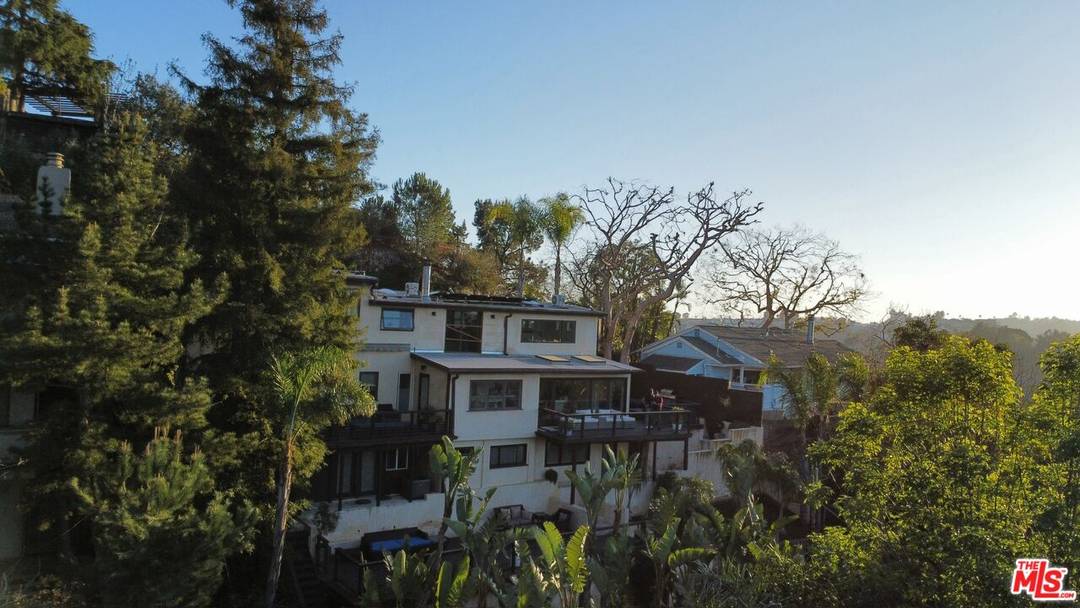 7483 Palo Vista Dr 4BR Hollywood Hills East La