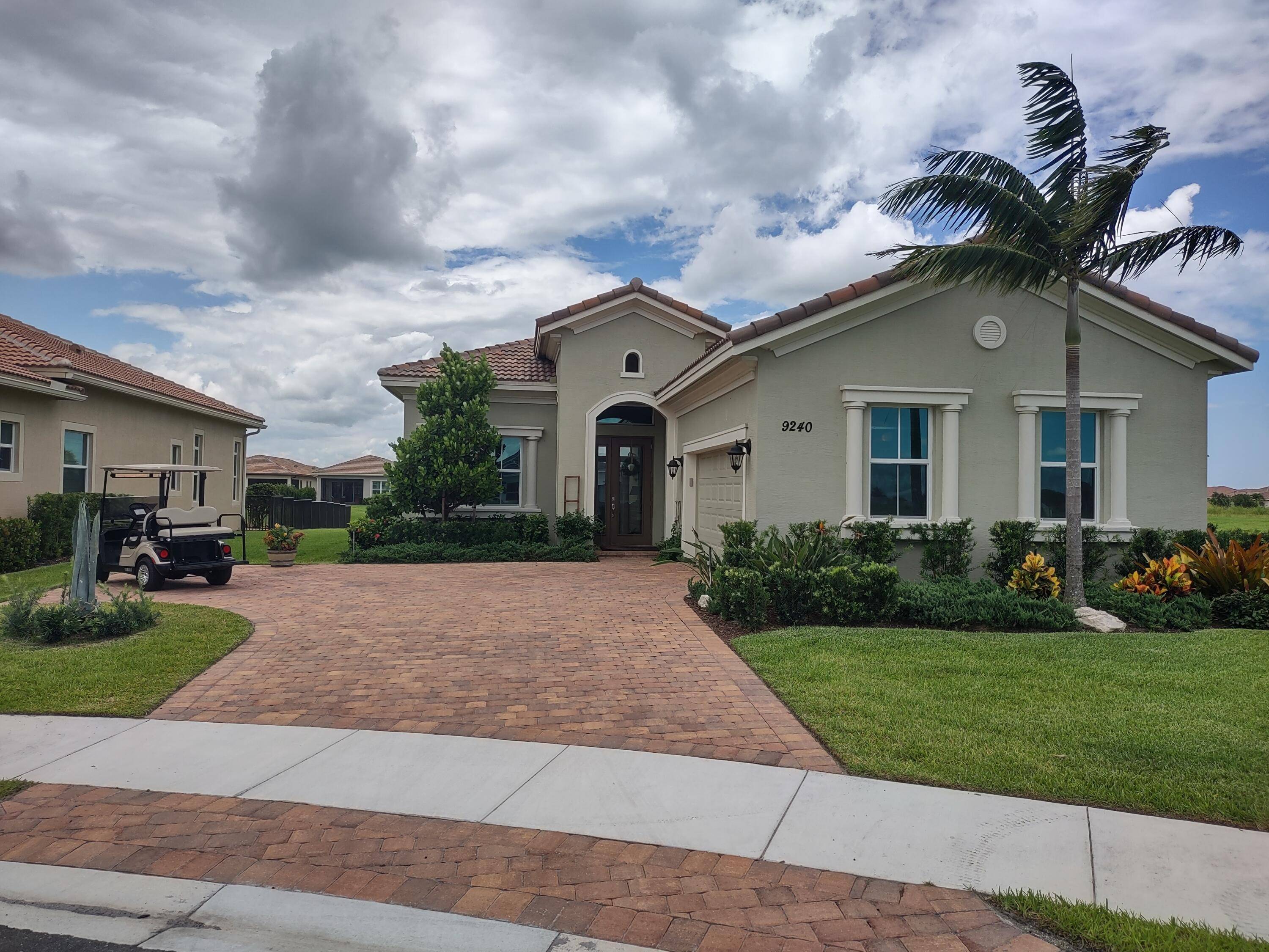 PRICE DECREASE DUE TO POTENTIAL RELOCATION OF THE OWNERS !
