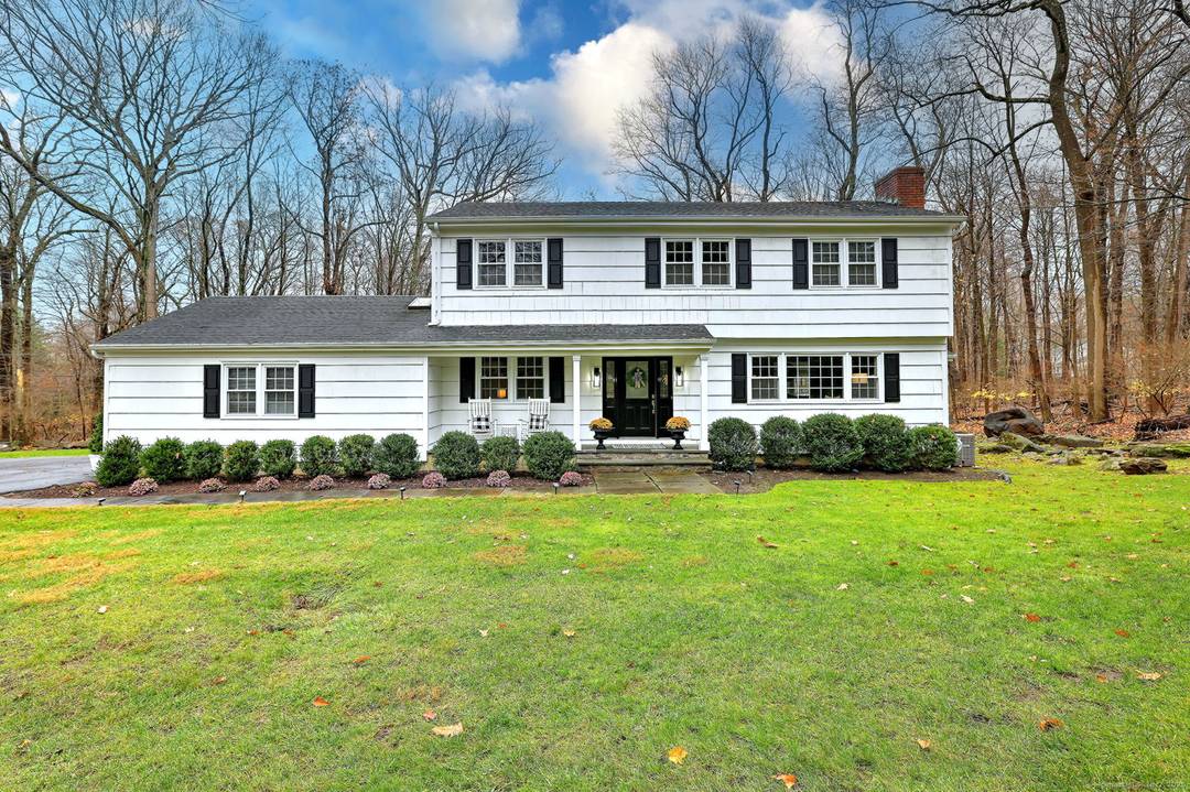 Tucked away at the end of a leafy cul de sac, this GORGEOUS home is the one you have been waiting for.