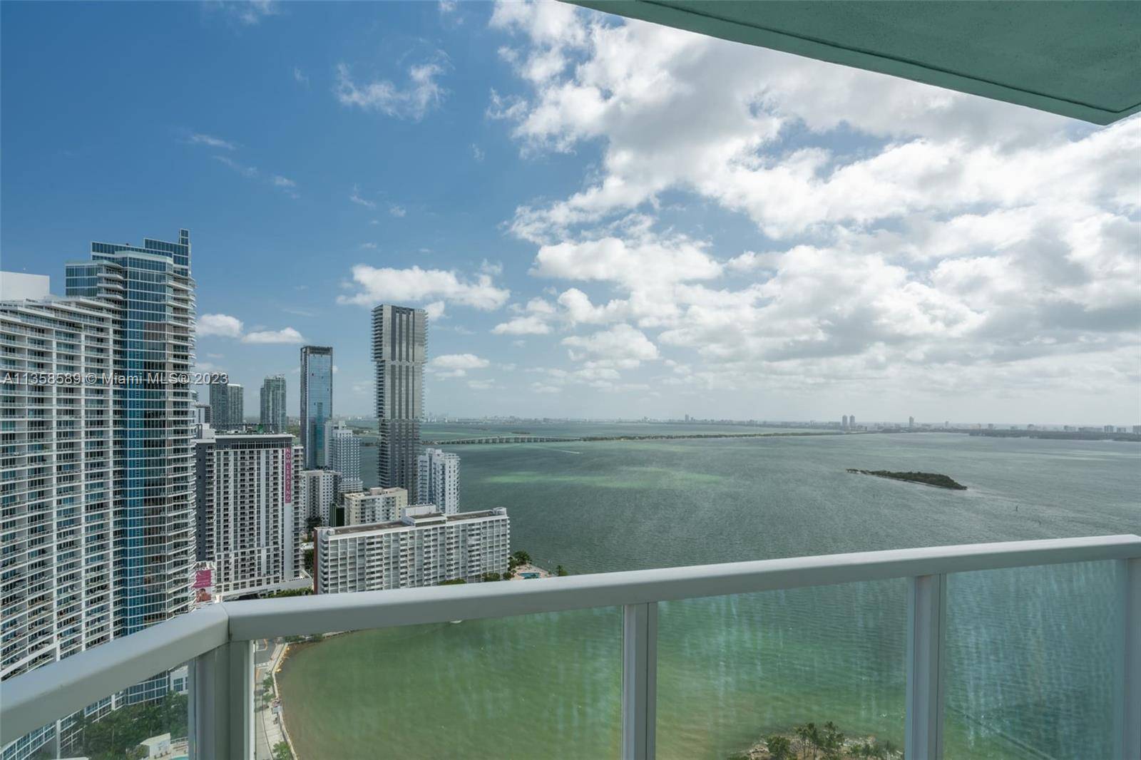 Excellent 3 bedroom and 3 bath corner unit in sought after Quantum on the Bay.