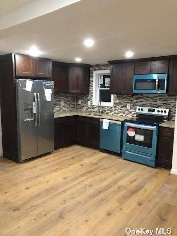 Fully renovated 5 bedroom, 2 full bathroom open concept Hi Ranch.