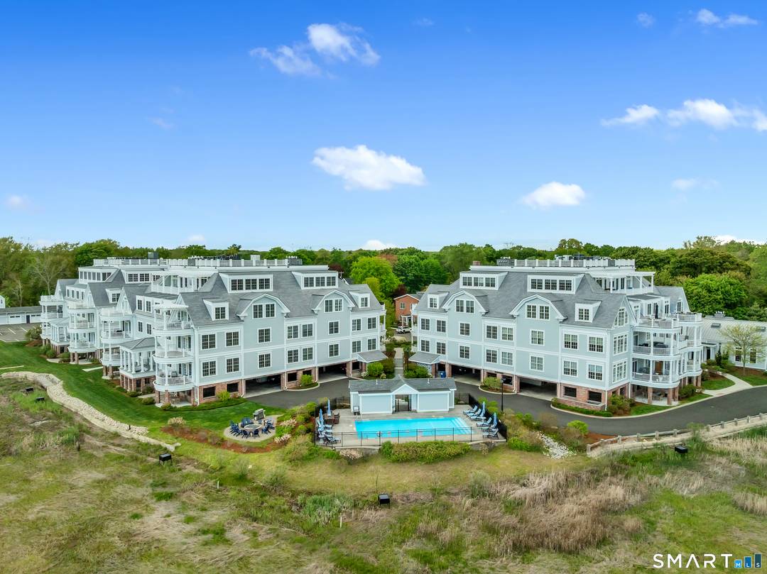 A rare opportunity to experience life at The Residences at 66 High Street one of Guilford's most celebrated luxury condominium communities.