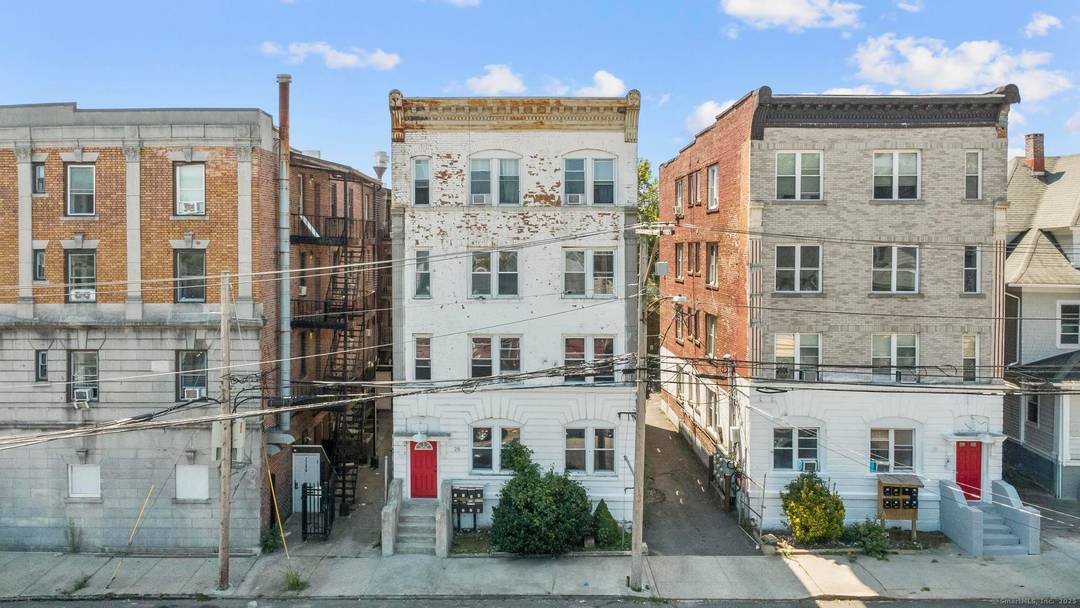 Exceptional investment opportunity in Bridgeport's desirable Black Rock neighborhood.