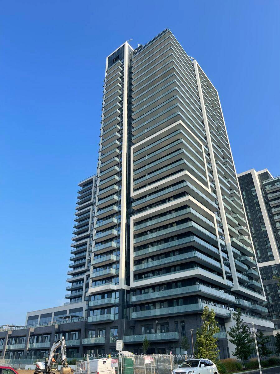 2bedrm, 2 Bath W Balcony East Exposure at the intersection of Yonge Street and Highway 7, 9 Foot Smooth Ceilings, Laminate Flooring Throughout.