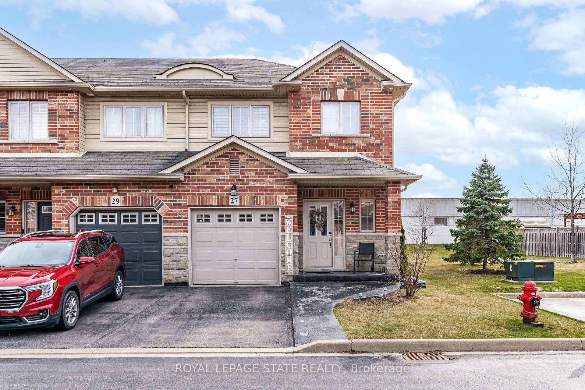 This beautifully maintained three bedroom, four bathroom end unit townhome combines the spacious feel and privacy of a semi detached home with all the ease and low maintenance benefits of ...