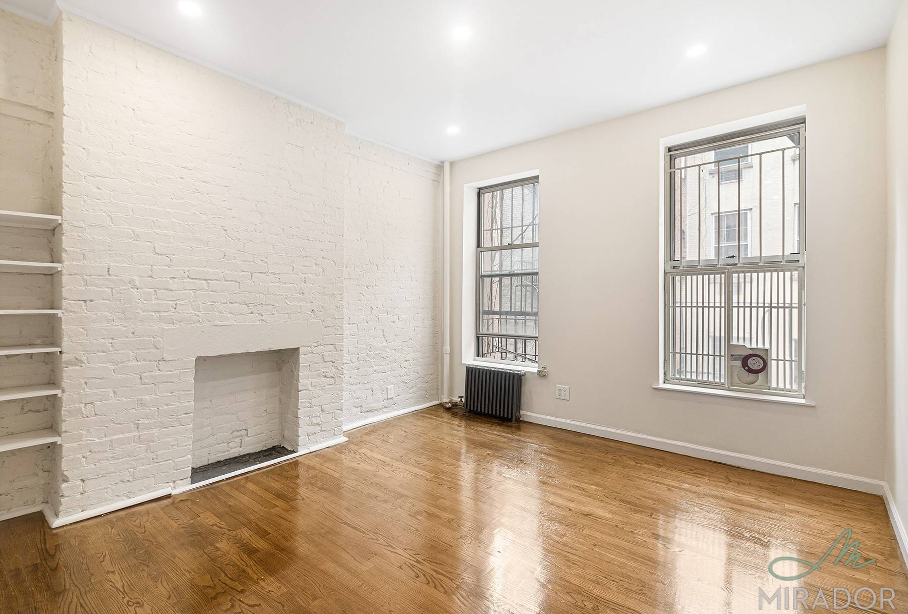 ALL NEW HIGH END RENOVATION Available for asap move in upon approval !