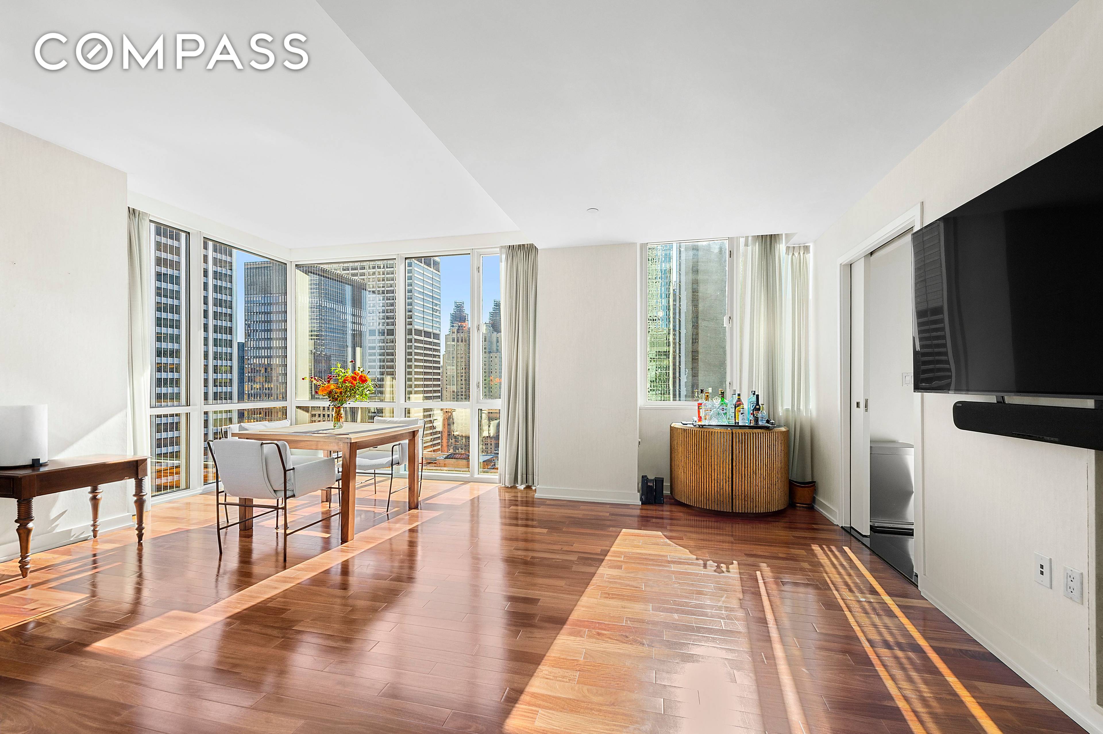 This corner unit on the 40th floor has sweeping views of the city and enjoys floor to ceiling windows with three exposures, including southerly light.