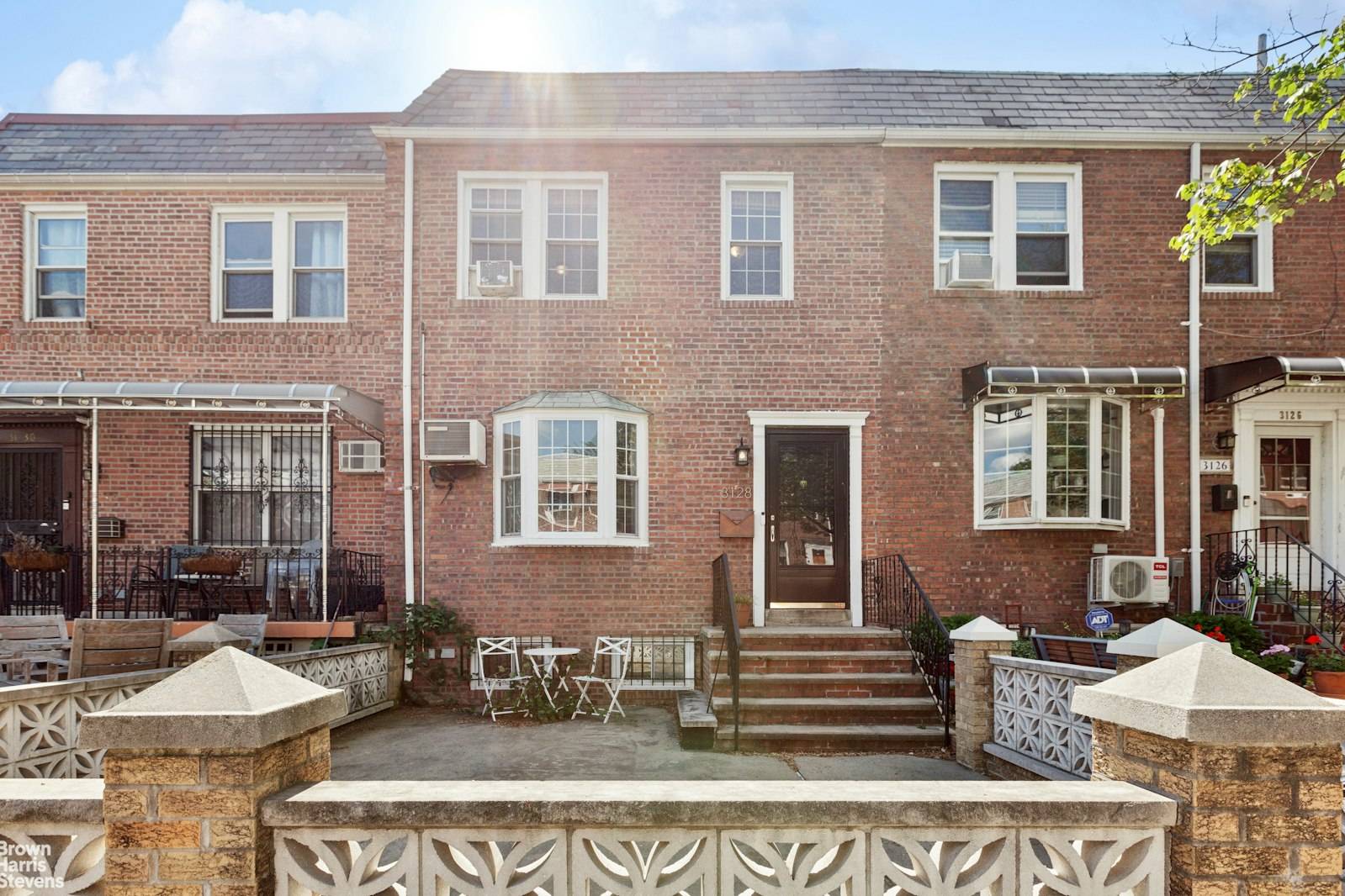 This absolutely stunning and fully renovated 3BR 2BA Woodside townhouse is available for purchase !