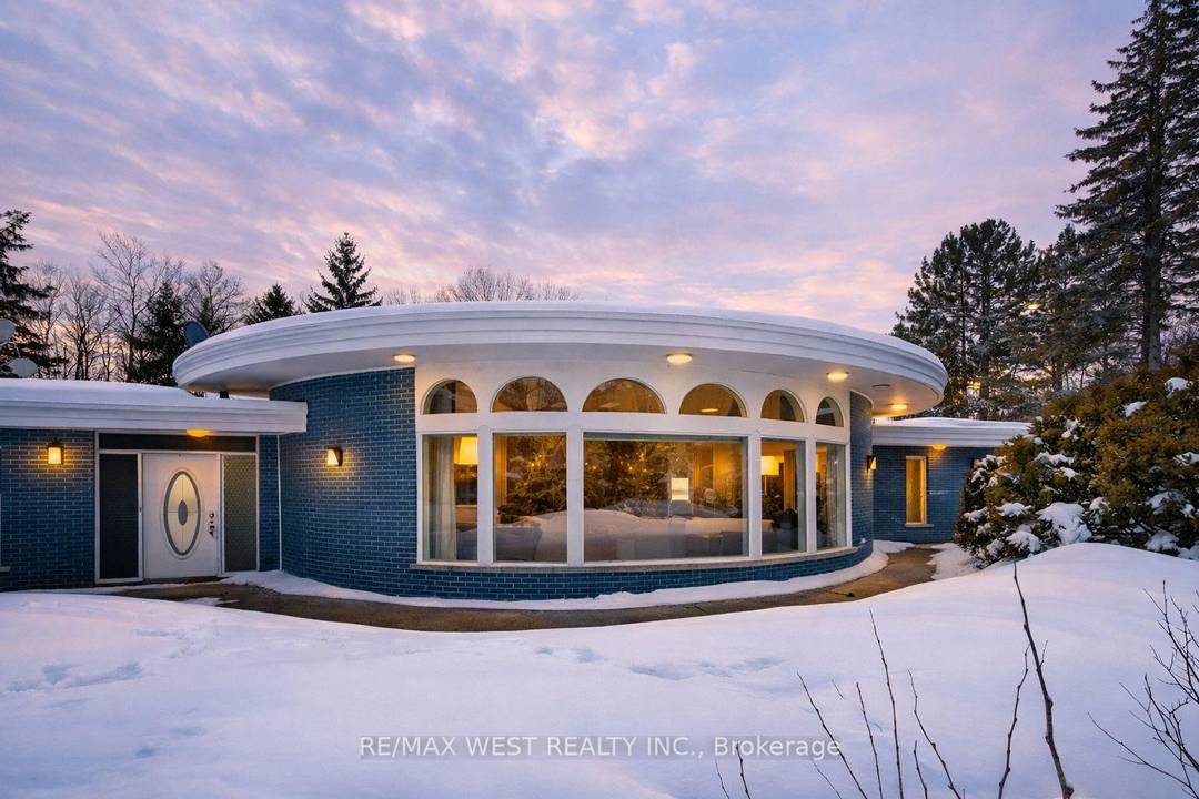 Situated at 25 Ramblewood Rd in Wasaga Beach, this fully furnished private estate residence includes 3, 334 square feet of living space amp ; sits on approximately 3 acres of ...
