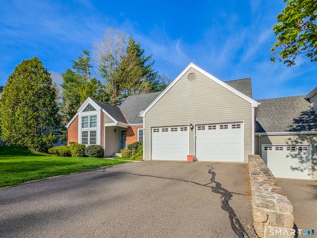 Rarely is a ranch style available at Woodbury Hill as there are only 7 in total, This one is almost self standing neighbor's one car garage is adjacent to this ...