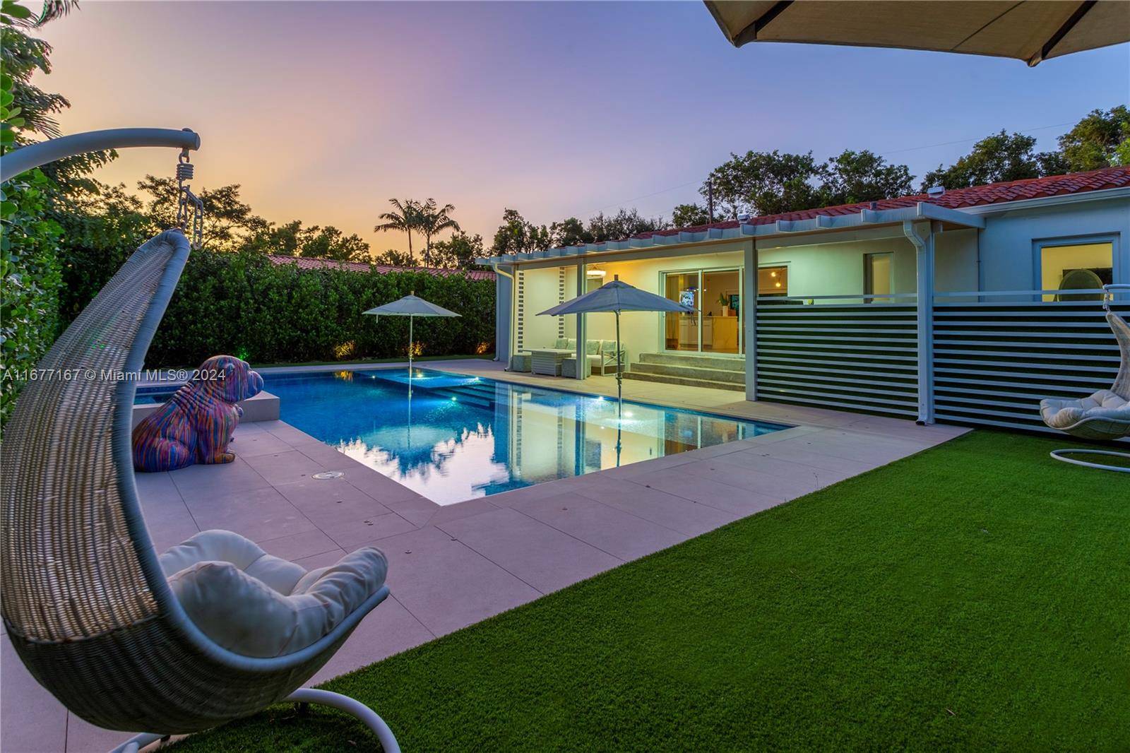 Spectacular Miami Shores turnkey home !