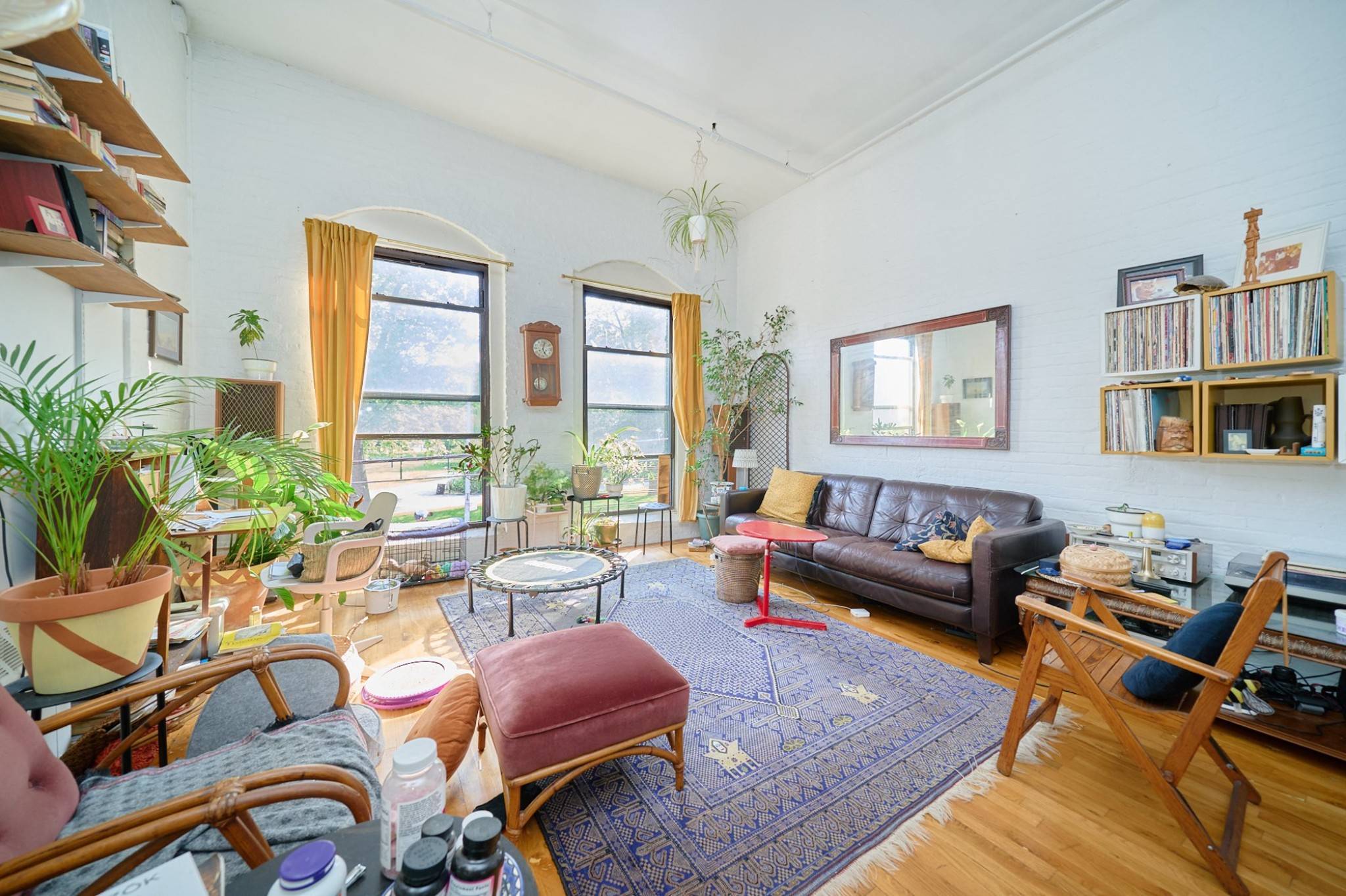 FEATURES Large open living space with separate bedroom and sleeping loft 14 ft ceilings and wood beams Oversized south facing windows overlooking Coffey Park Open kitchen with stainless steel appliances ...