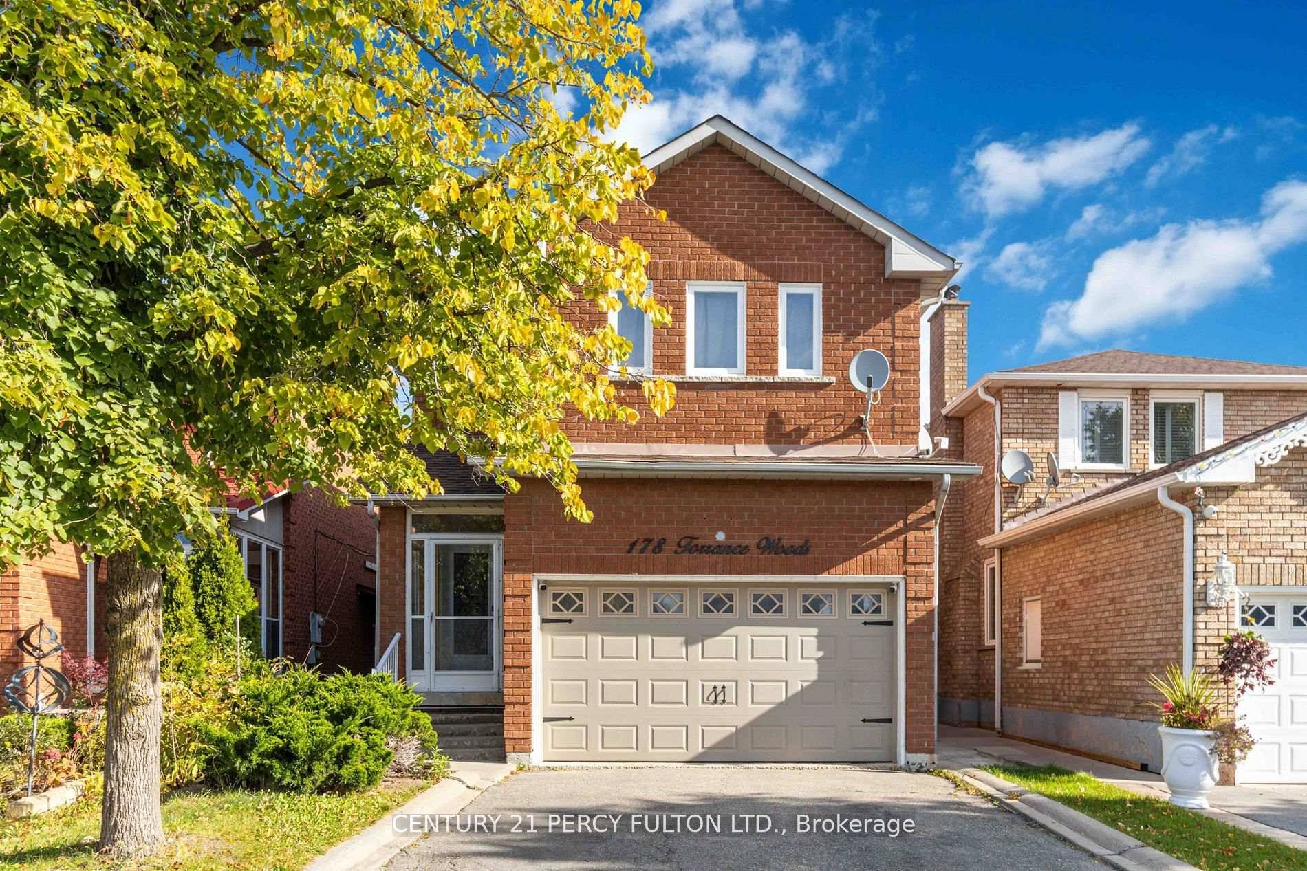 Beautiful 4 Bedroom 4 Bath with 2 Bedroom Basement Apartment Greenpark Built Home, Maple Floor In Living, Dining, Family Room And Upper Hallway, Oak Staircase, Upgraded Kitchen, Pot Lights, Ceramic ...