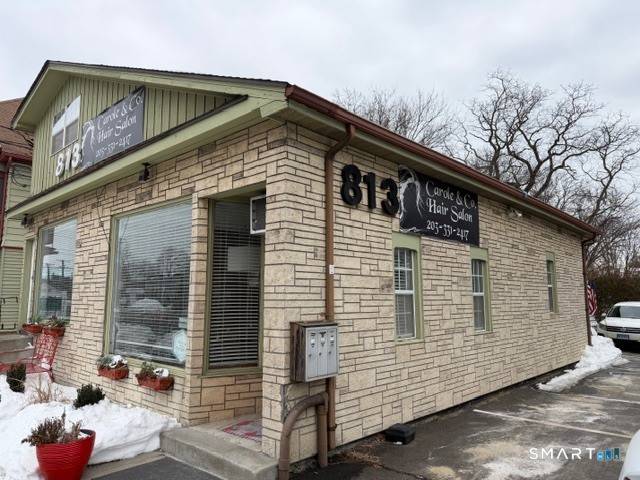 813 Kings Highway East, is a prime opportunity to acquire a well located commercial property along the highly traveled Route 1 corridor in Fairfield.
