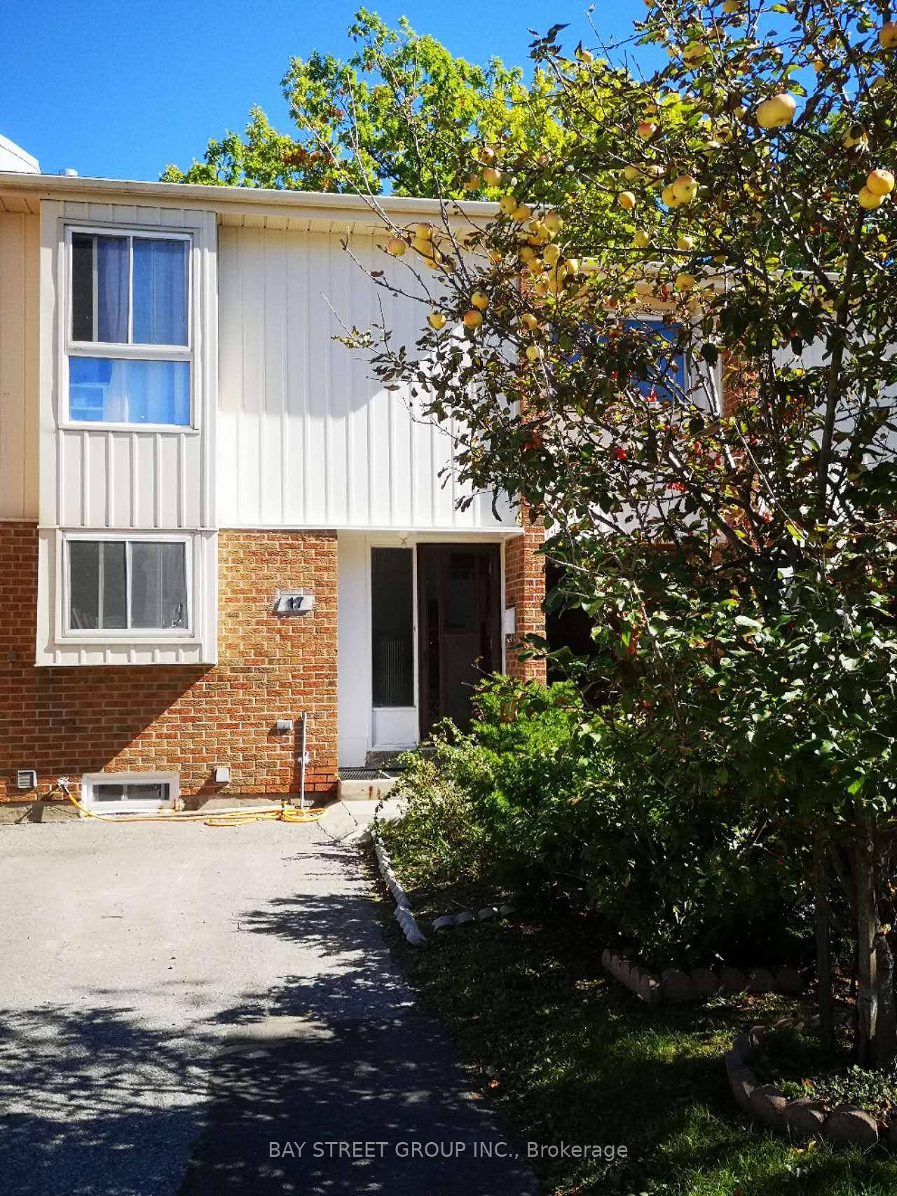 Conveniently Located at Bridletowne Circle !